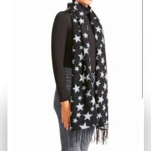 STEVE MADDEN BLANKET SCARF.  very cozy.